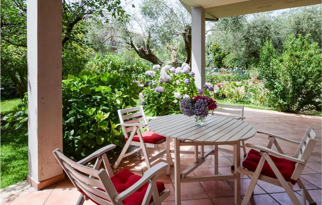 Cozy Home In Anguillara Sabazia With Kitchenette 외부 사진