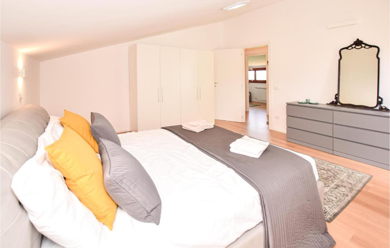 Cozy Home In Anguillara Sabazia With Kitchenette 외부 사진